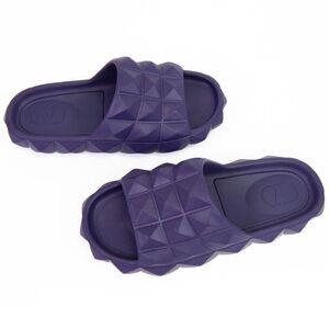 Valentino Garavani Sandals & Flip-Flops for Men on Sale up  display picture 3